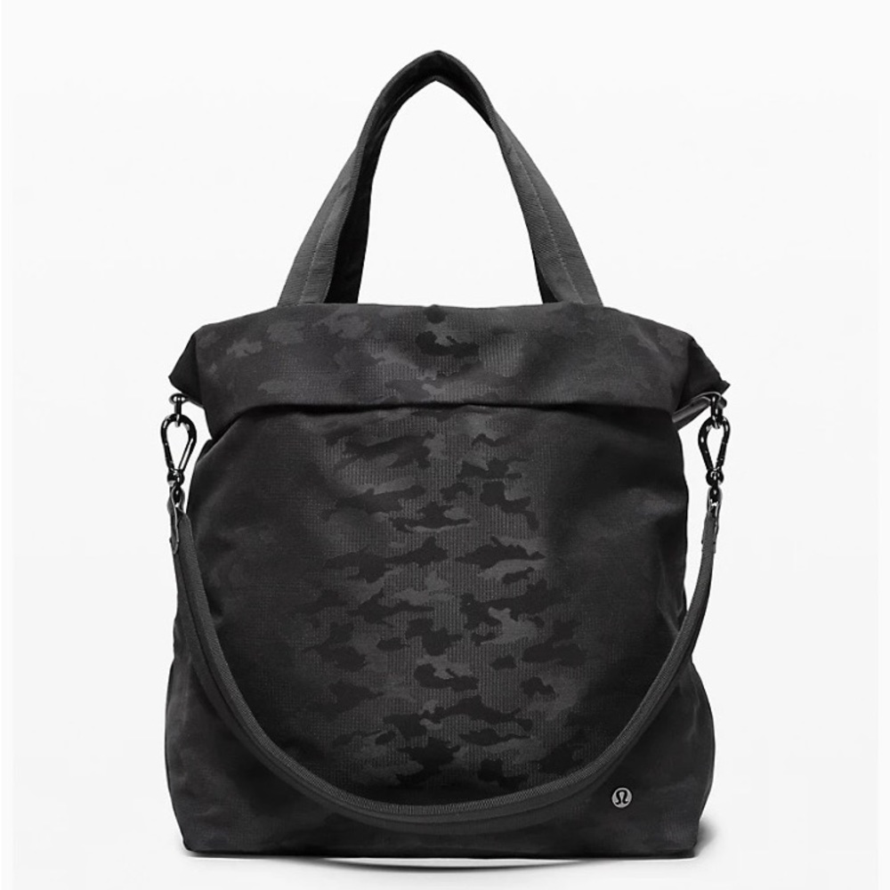 Lululemon bag
